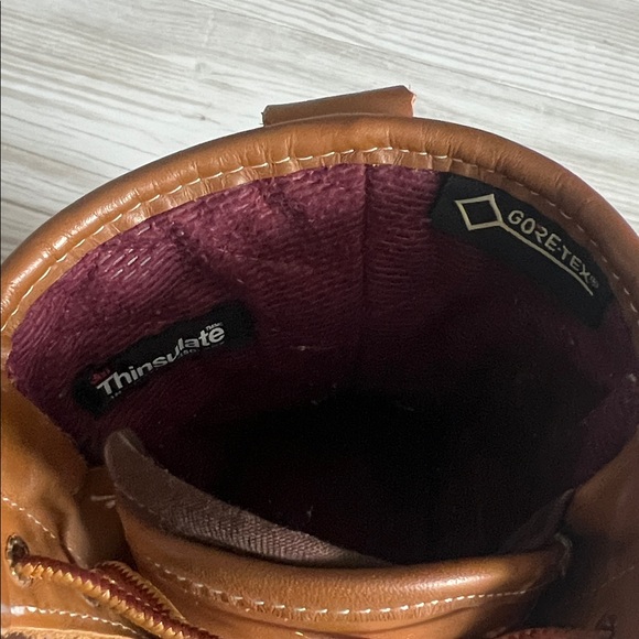 Women’s L.L. Bean 8” Bean Boots, Insulated - Picture 4 of 6